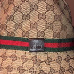 Gucci bucket hat